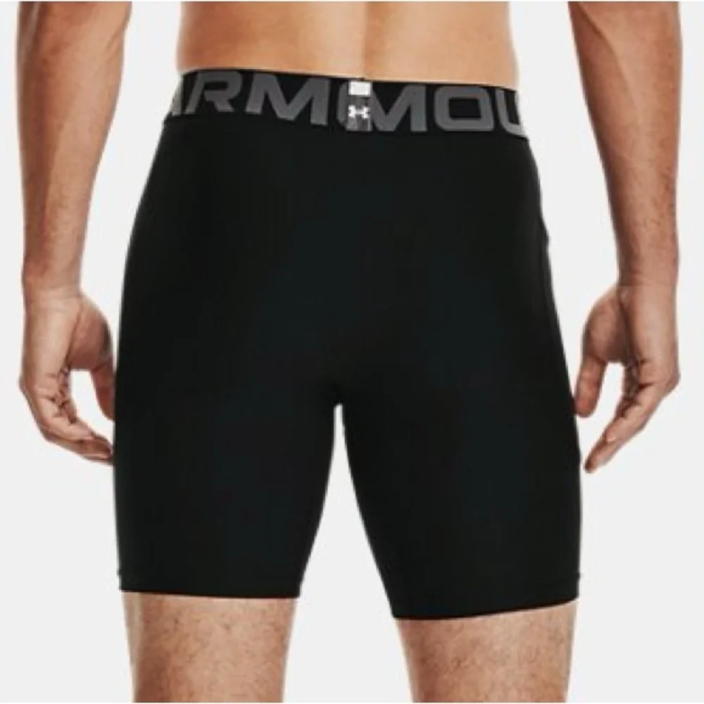 Under Armour Heatgear black 6” Compression Shorts men’s MEDIUM elastic waist EUC